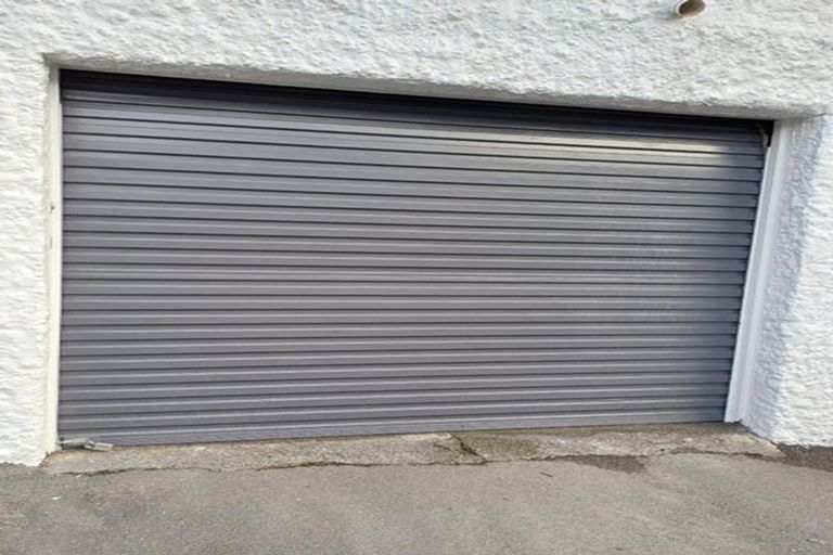 Photo of property in 111 Hill Street, Thorndon, Wellington, 6011