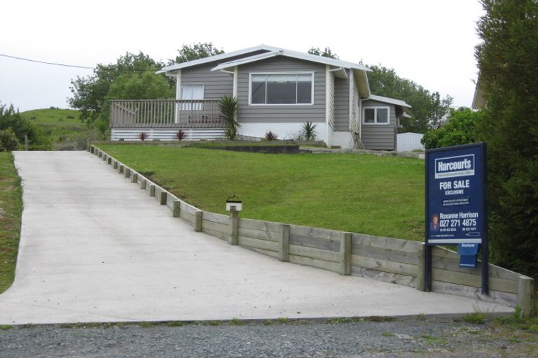 Photo of property in 23 Matheson Road, Wellsford, 0900