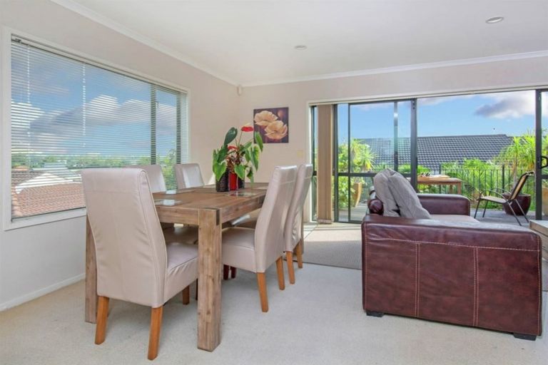 Photo of property in 5/124 Pakuranga Road, Pakuranga, Auckland, 2010