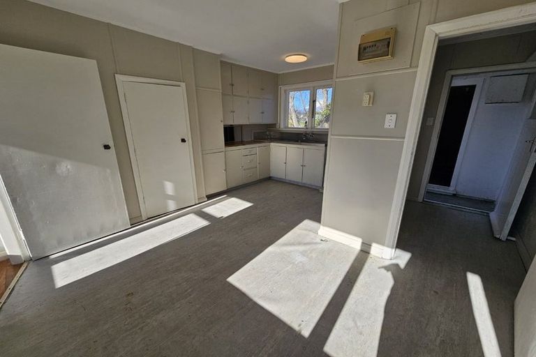 Photo of property in 85-87 Banks Street, Marfell, New Plymouth, 4310