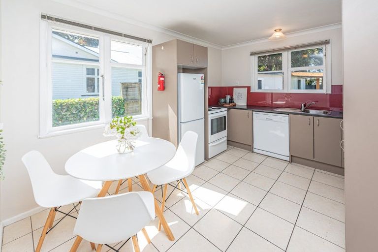 Photo of property in 2 Cumbrae Place, Aramoho, Whanganui, 4500
