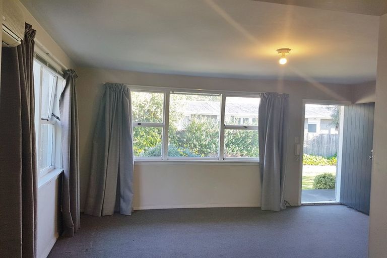 Photo of property in 3/451 Hereford Street, Linwood, Christchurch, 8011