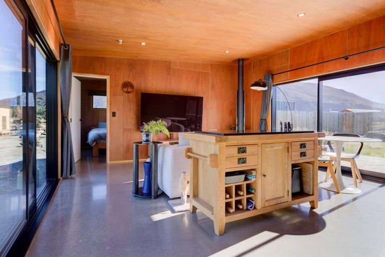 Photo of property in 11 Lost Burn Road, Lake Hawea, Wanaka, 9382