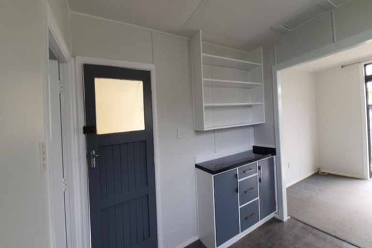 Photo of property in 9b Arawa Place, Castlecliff, Whanganui, 4501