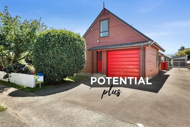 Photo of property in 37 Copeland Street, Hutt Central, Lower Hutt, 5011