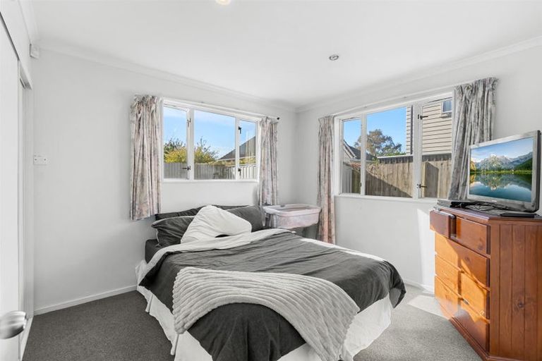 Photo of property in 2/16 Tika Street, Riccarton, Christchurch, 8041