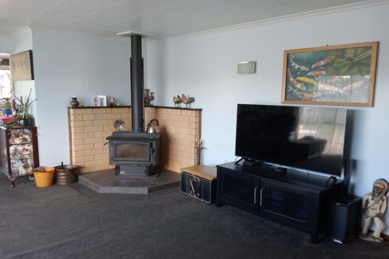 Photo of property in 5 Papatotara Road, Tuatapere, 9620