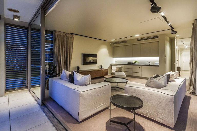 Photo of property in 19 Cameron Street, Takapuna, Auckland, 0622