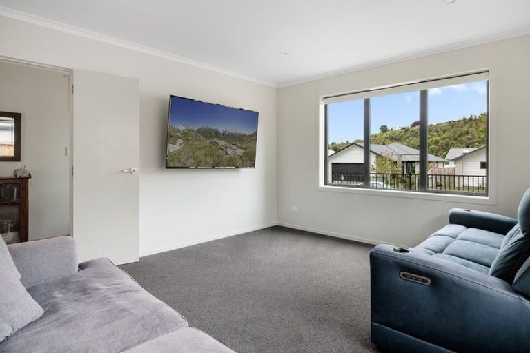 Photo of property in 81 Pakanga Grove, Pyes Pa, Tauranga, 3112