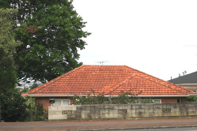 Photo of property in 56 Mount Albert Road, Mount Albert, Auckland, 1025