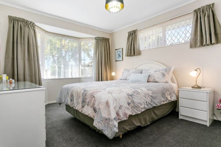 Photo of property in 9 Woodstock Crescent, Leamington, Cambridge, 3432