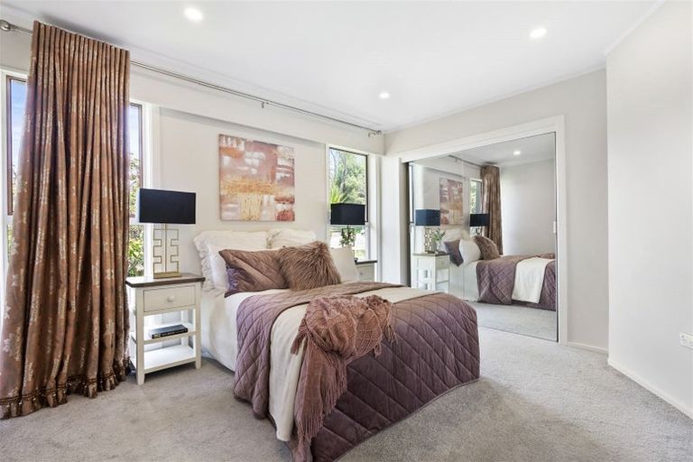 Photo of property in 1/18 Charles Dickens Drive, Mellons Bay, Auckland, 2014