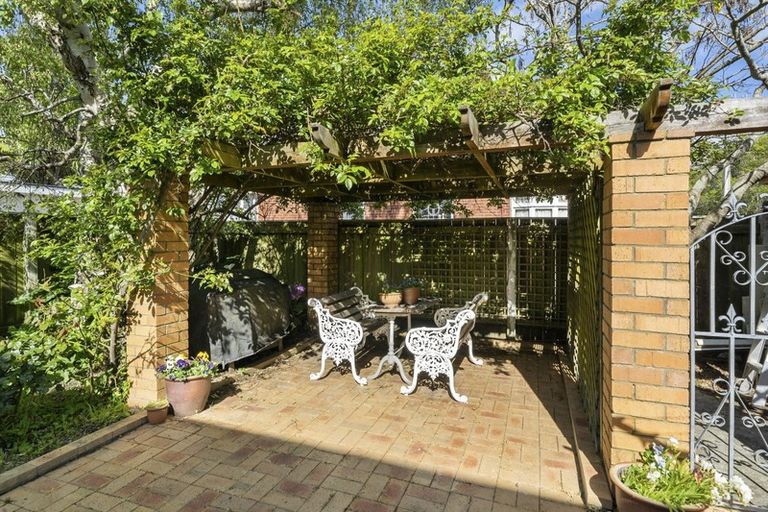Photo of property in 48 Hautana Street, Woburn, Lower Hutt, 5010