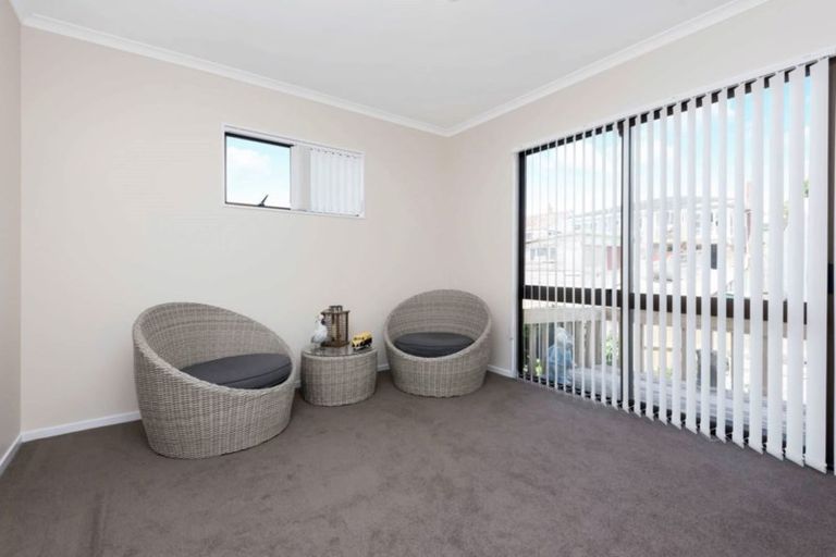 Photo of property in 26a Howe Street, Howick, Auckland, 2014