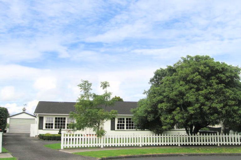 Photo of property in 38 Watson Place, Papatoetoe, Auckland, 2025