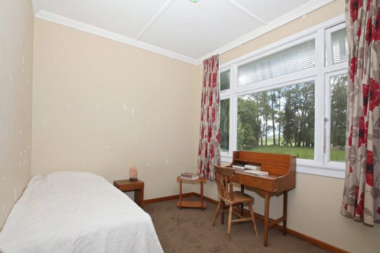 Photo of property in 2272 Ohai-clifden Highway, Orawia, Otautau, 9682