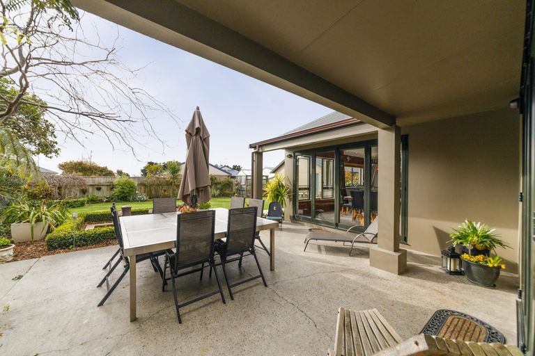 Photo of property in 172 Kelvin Grove Road, Kelvin Grove, Palmerston North, 4414