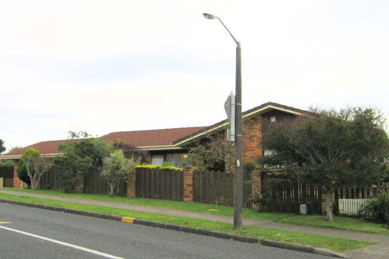 Photo of property in 43 Sunnyview Avenue, Shelly Park, Auckland, 2014