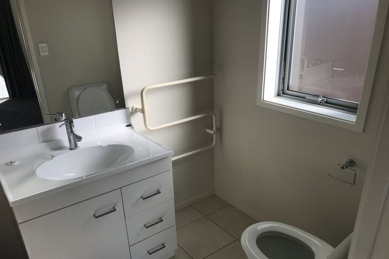 Photo of property in 6 Webster Road, Wigram, Christchurch, 8042