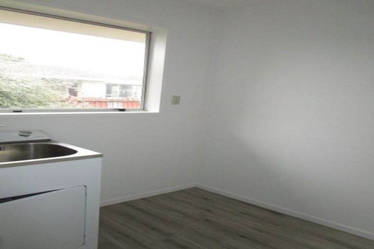 Photo of property in 58 Veitches Road, Casebrook, Christchurch, 8051