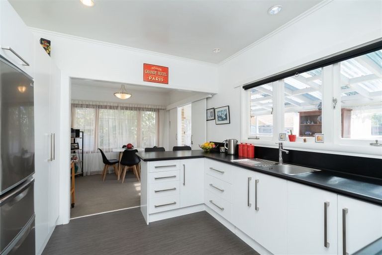 Photo of property in 12 Taylor Terrace, St Andrews, Hamilton, 3200