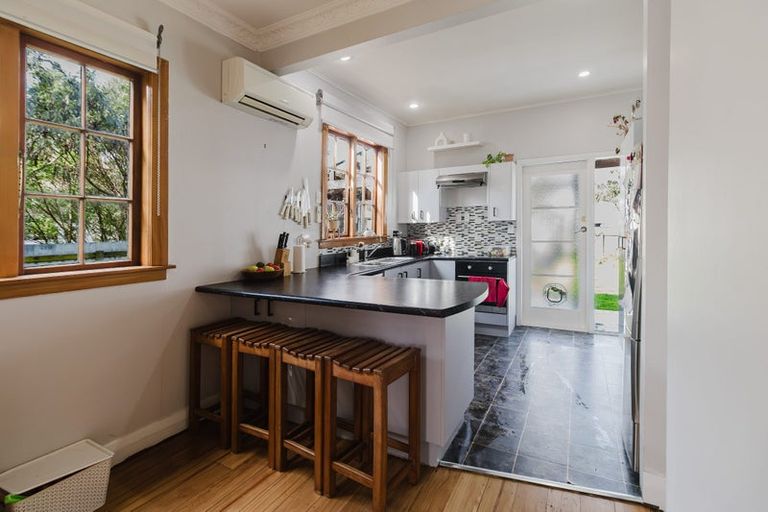 Photo of property in 39 Linwood Drive, Paraparaumu, 5032