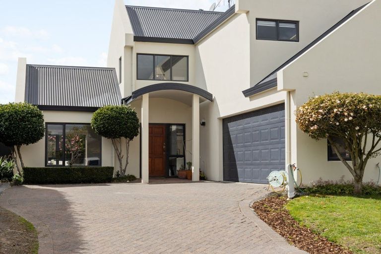 Photo of property in 47 Nielsen Gardens, Rototuna, Hamilton, 3210