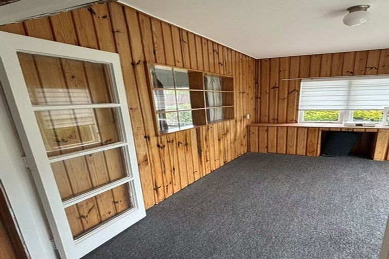 Photo of property in 10 Seaview Road, Milford, Auckland, 0620