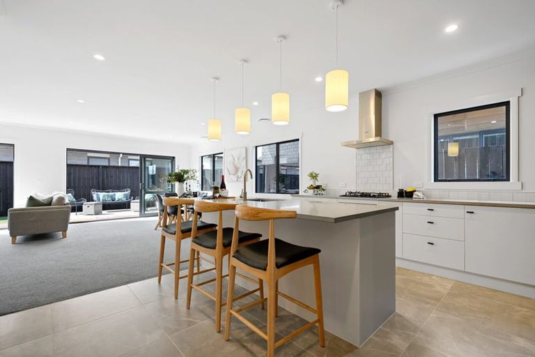 Photo of property in 73 Maanihi Drive, Rototuna North, 3210