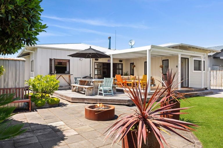 Photo of property in 74 Harris Street, Kaiti, Gisborne, 4010