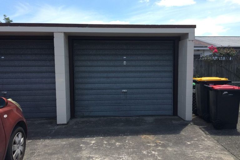 Photo of property in 4/32 Elizabeth Street, Riccarton, Christchurch, 8041