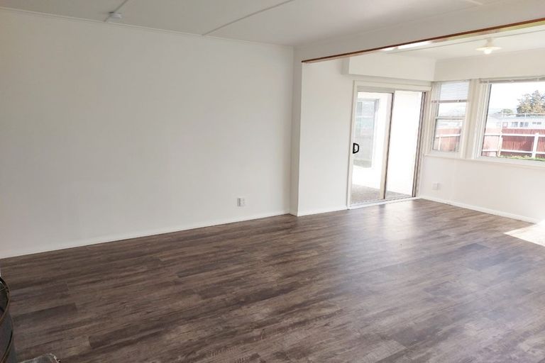 Photo of property in 5 Fleet Street, Naenae, Lower Hutt, 5011