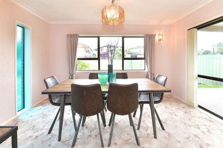 Photo of property in 73 Kauri Road, Stanmore Bay, Whangaparaoa, 0932