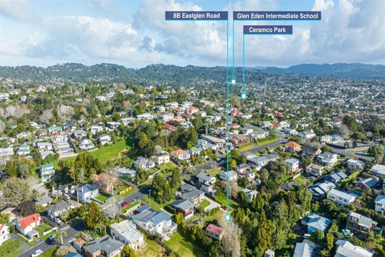 Photo of property in 8b Eastglen Road, Glen Eden, Auckland, 0602