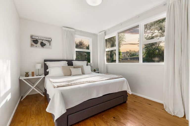 Photo of property in 317 Don Buck Road, Massey, Auckland, 0614