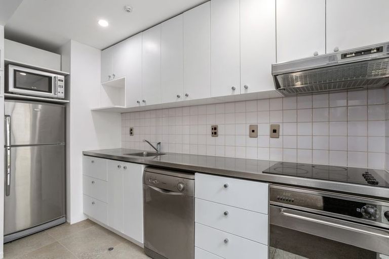 Photo of property in 10/868 Colombo Street, Christchurch Central, Christchurch, 8013