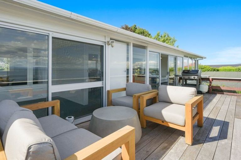 Photo of property in 43 Wakeman Road, Acacia Bay, Taupo, 3330