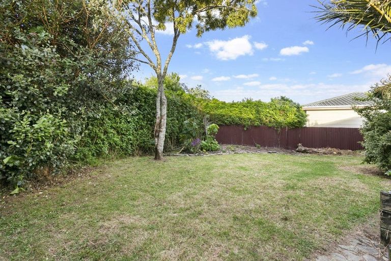 Photo of property in 158 View Road, Sunnyvale, Auckland, 0612
