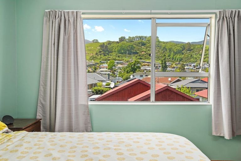 Photo of property in 2/8a Palm Avenue, Stoke, Nelson, 7011