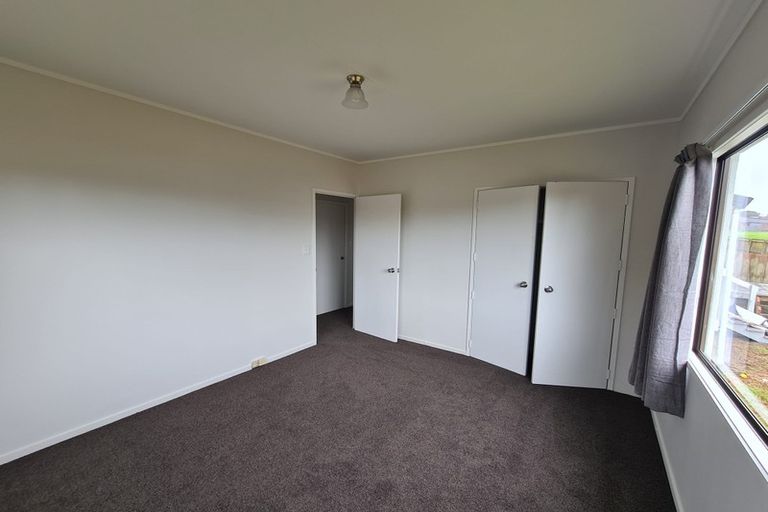 Photo of property in 16 Southview Place, Wattle Downs, Auckland, 2102