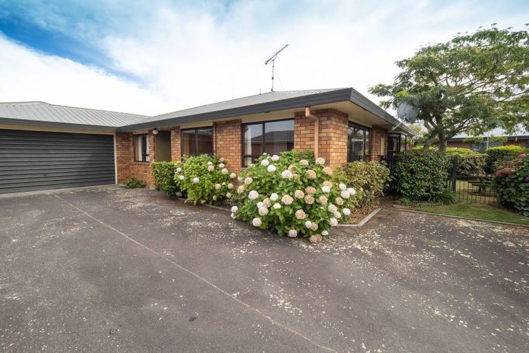 Photo of property in 32 Cameron Street, Ashburton, 7700