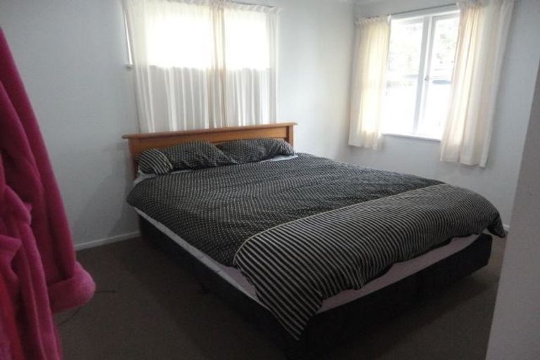 Photo of property in 38 Waipani Road, Te Atatu Peninsula, Auckland, 0610