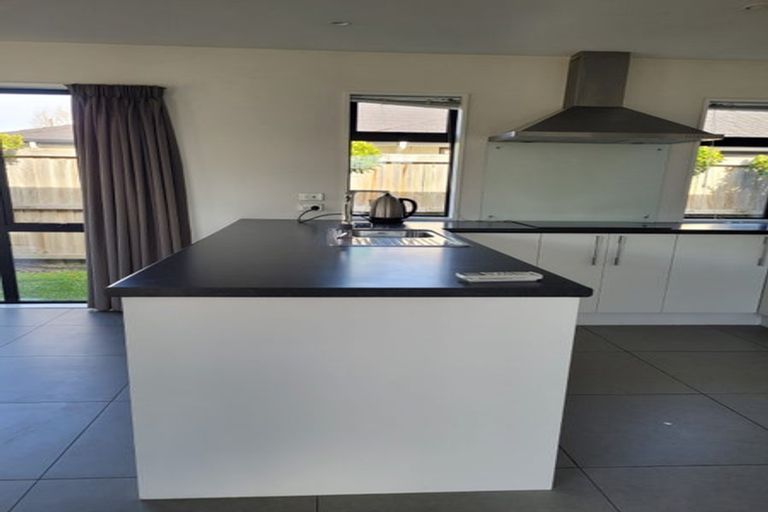 Photo of property in 24 Storer Street, Kaiapoi, 7630