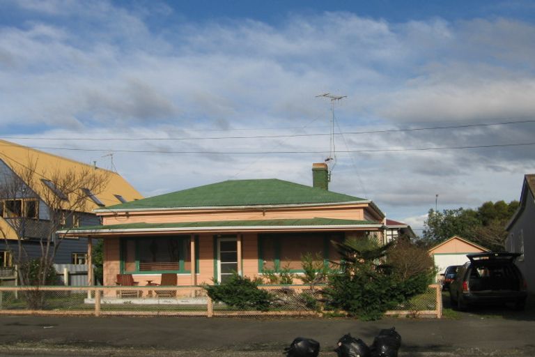 Photo of property in 92 Charles Street, Westshore, Napier, 4110