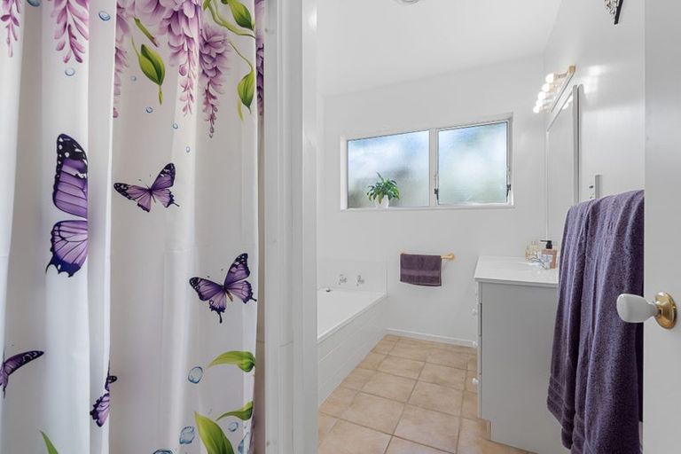 Photo of property in 2/454 Hibiscus Coast Highway, Orewa, 0931