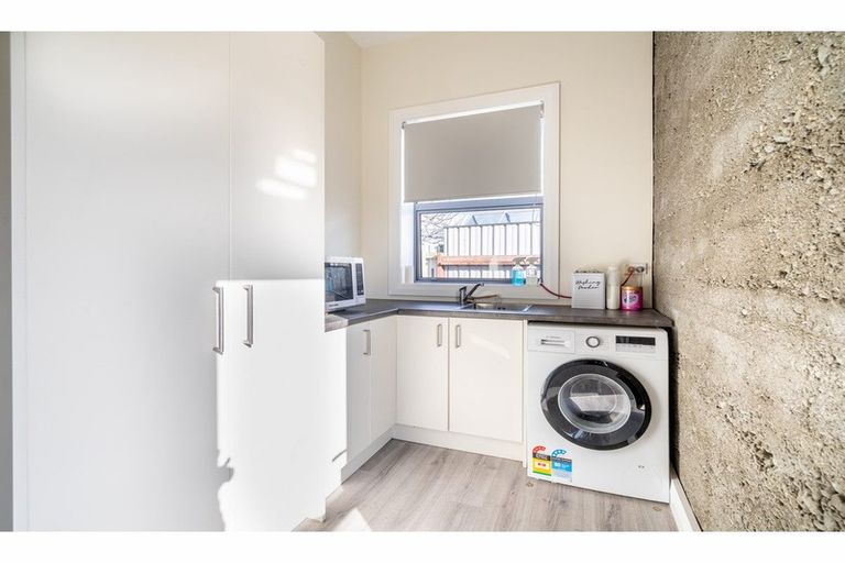 Photo of property in 22 Clutha Street, Alexandra, 9320