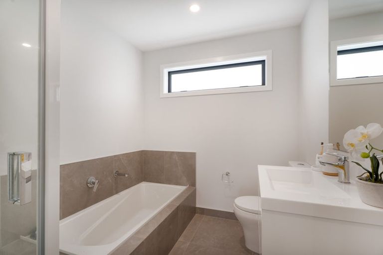 Photo of property in 29a Comber Place, Johnsonville, Wellington, 6037