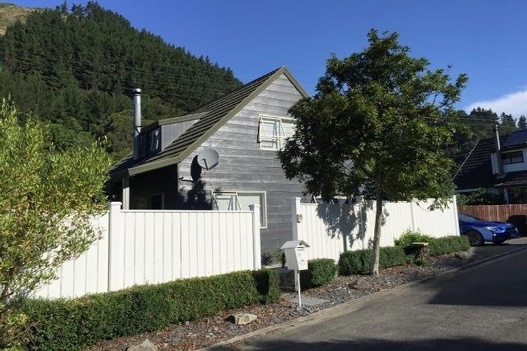 Photo of property in 11 Roseberry Way, The Brook, Nelson, 7010