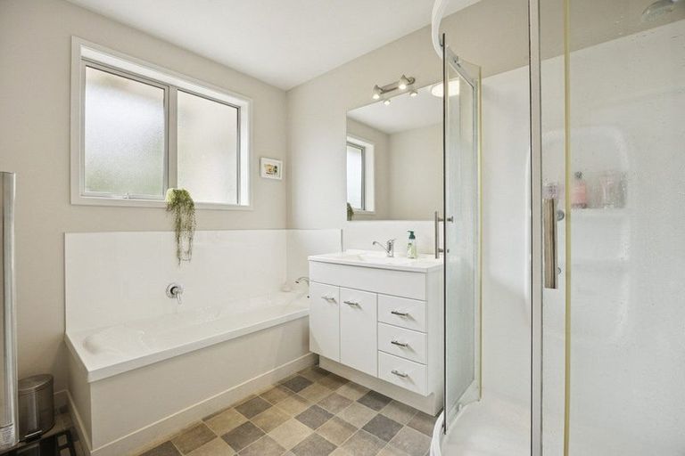 Photo of property in 63 Severn Street, Green Island, Dunedin, 9018