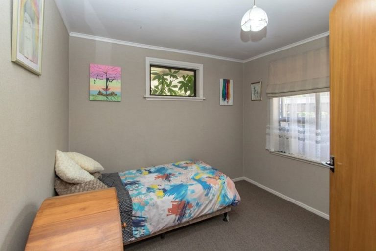 Photo of property in 42 Alamein Crescent, Onekawa, Napier, 4110